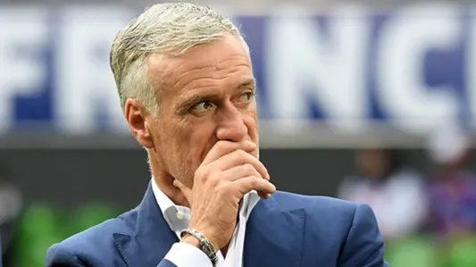Selecționerul Franței Didier Deschamps ratează meciul cu Norvegia, după decesul mamei sale
