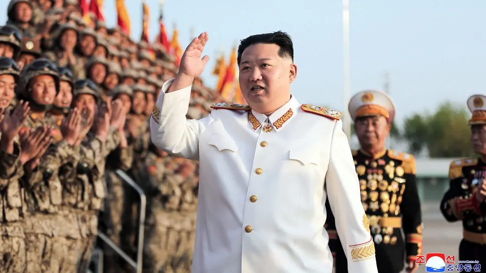 Kim Jong Un anunță o nouă escaladare militară: Marina Coreei de Nord, echipată cu armament nuclear
