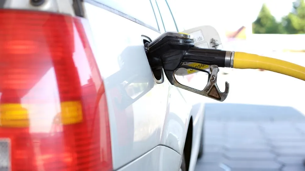 România, printre țările cu cele mai mari creșteri ale prețurilor la carburanți din Uniunea Europeană