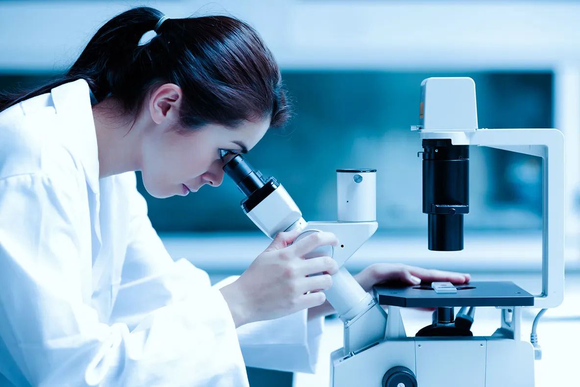 Salmonella a fost de vină pentru internarea a peste 100 de persoane la Spitalul de Boli Infecţioase din Iaşi