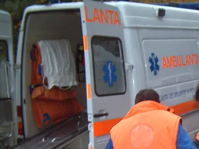 Din cireș, la spital