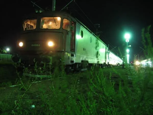 Accident feroviar mortal: femeie, lovită de tren