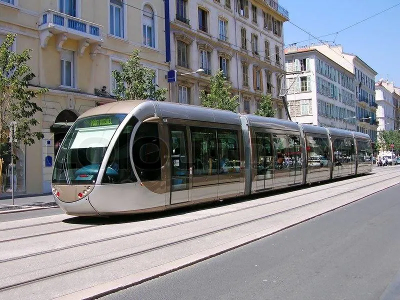 Proiecte pentru transport public modern şi ecologic, în Iaşi