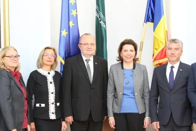 Ambasadorul Franței, în vizită la UMF Iași