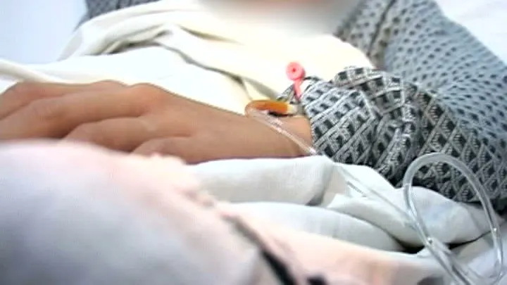 Tânăr dependent de droguri, dus de urgență la spital