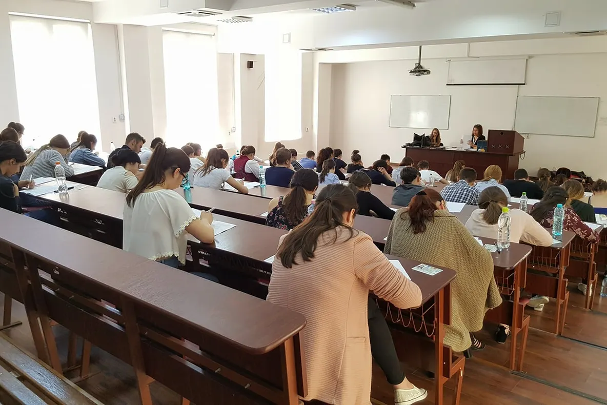 Simularea examenului de rezidenţiat la UMF Iași