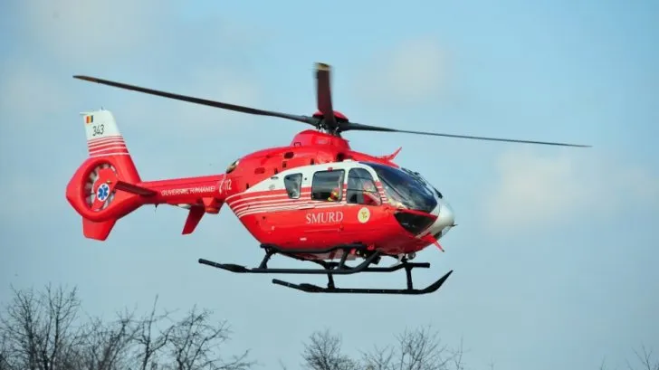 Salvat de elicopterul SMURD, după o alergie puternică la o înțepătură de viespe