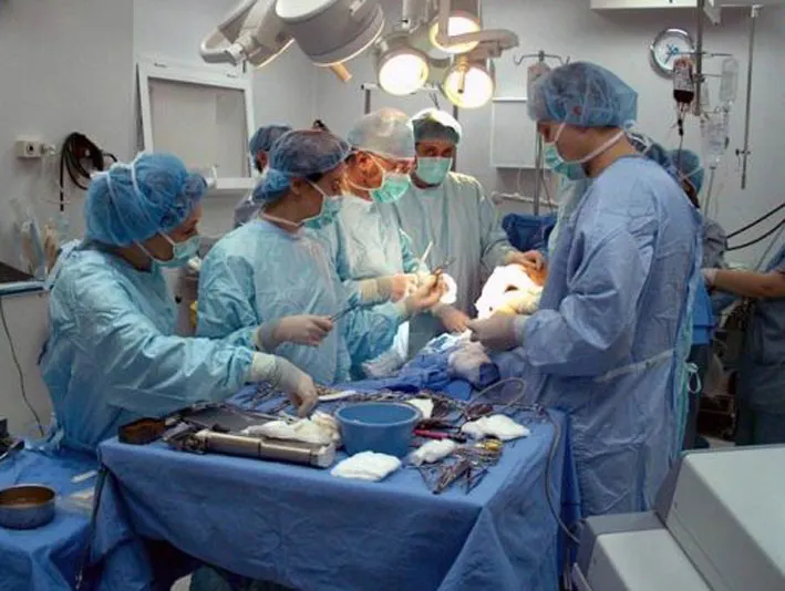 Transplant de rinichi realizat la Iaşi