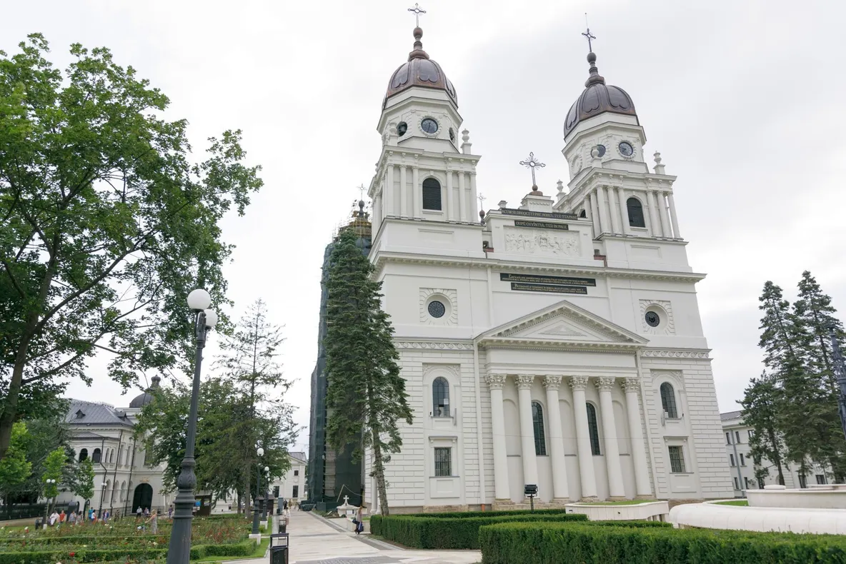 Mâna dreaptă a Sfântului Spiridon, adusă la Iași!