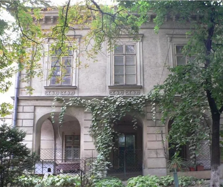 S-a semnat contractul de reabilitare a Muzeul de Istorie Naturală