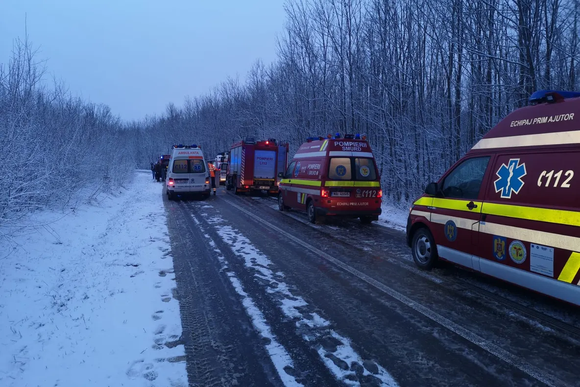 GALERIE FOTO/VIDEO: Accident cu peste 20 de victime. Planul roșu de intervenție a fost declanșat de autoritățile ieșene