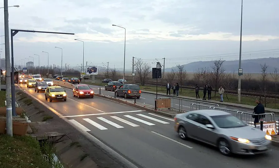 Razie în traficul din oraş: femeie sancţionată după ce a traversat aiurea
