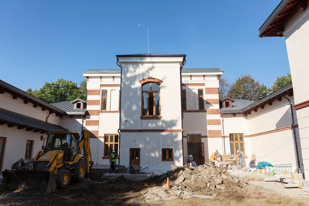 O școală din Iași se deschide după începerea anului școlar