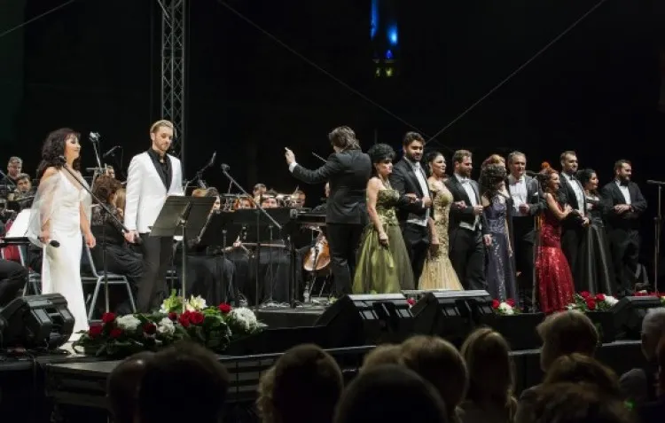 „Magia serii în sunet şi lumină”, evenimentul de deschidere a noii stagiuni a Operei Iași