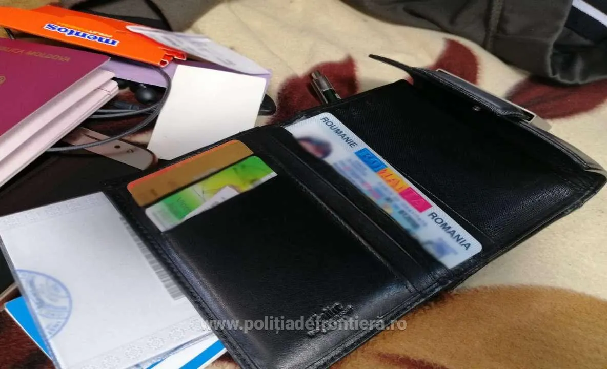 FOTO: Uite cât costă o carte de identitate falsă!