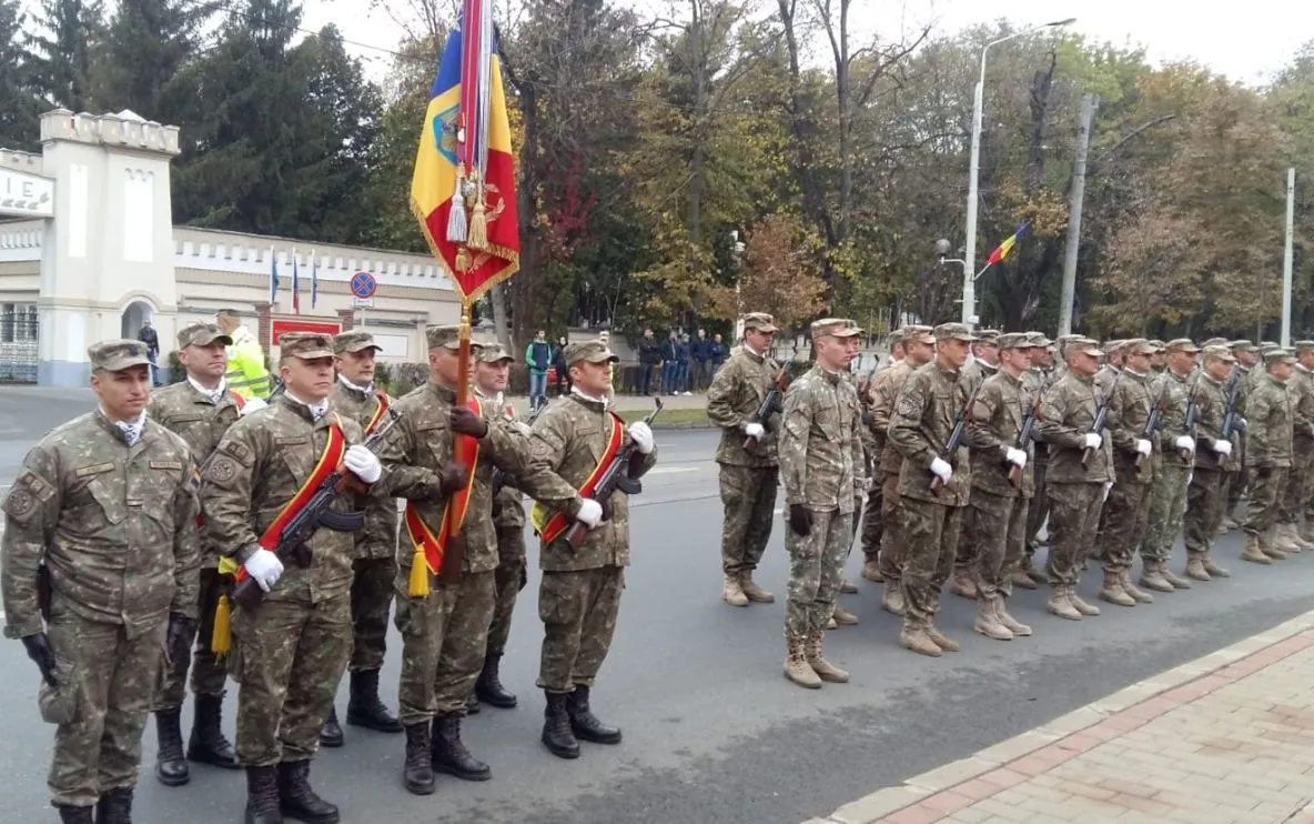 Manifestare dedicată Zilei Armatei, în Copou