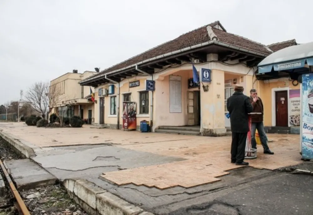 Nicio firmă nu a fost interesată să refacă Gara Internaţională Iași