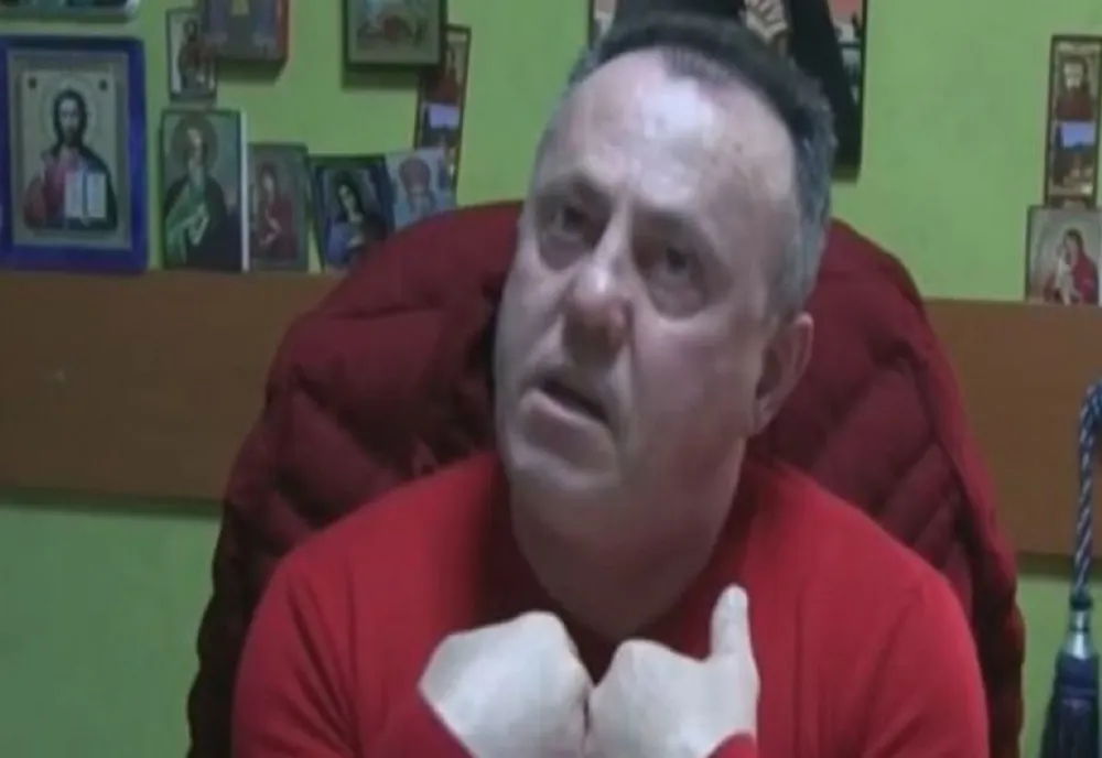 Primarul care a întreţinut relaţii intime cu două minore a fost exclus din PNL
