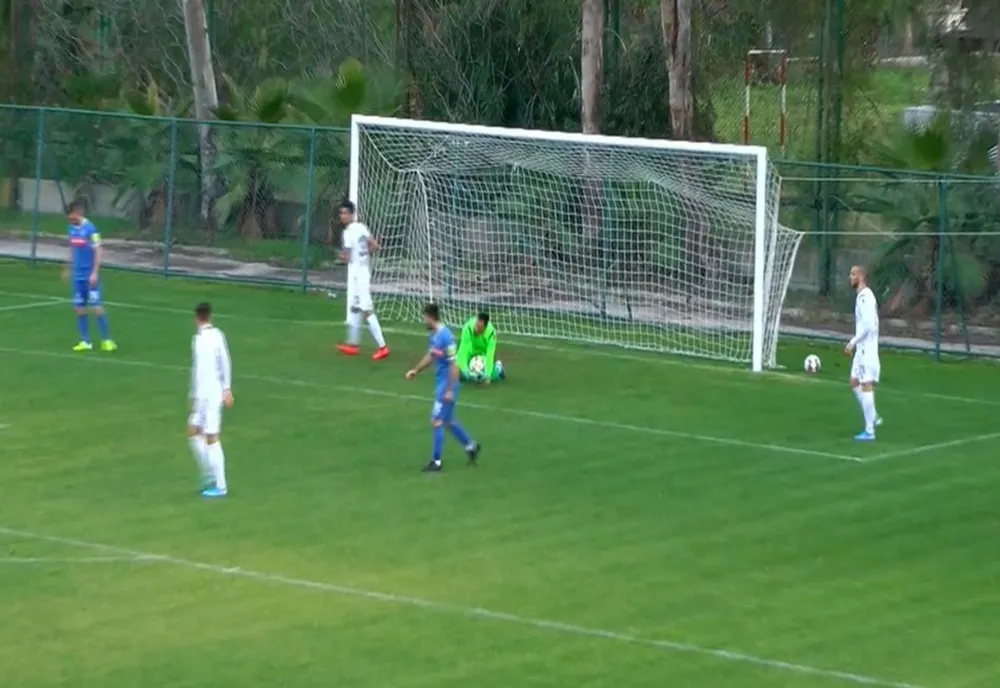 Mircea Rednic a debutat la Politehnica Iași cu o remiză albă