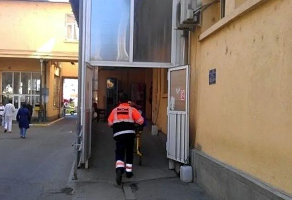 A luat mai multe tablete de alpazolam și xanax, după o ceartă cu soțul. Totul s-a întâmplat în noaptea de Revelion