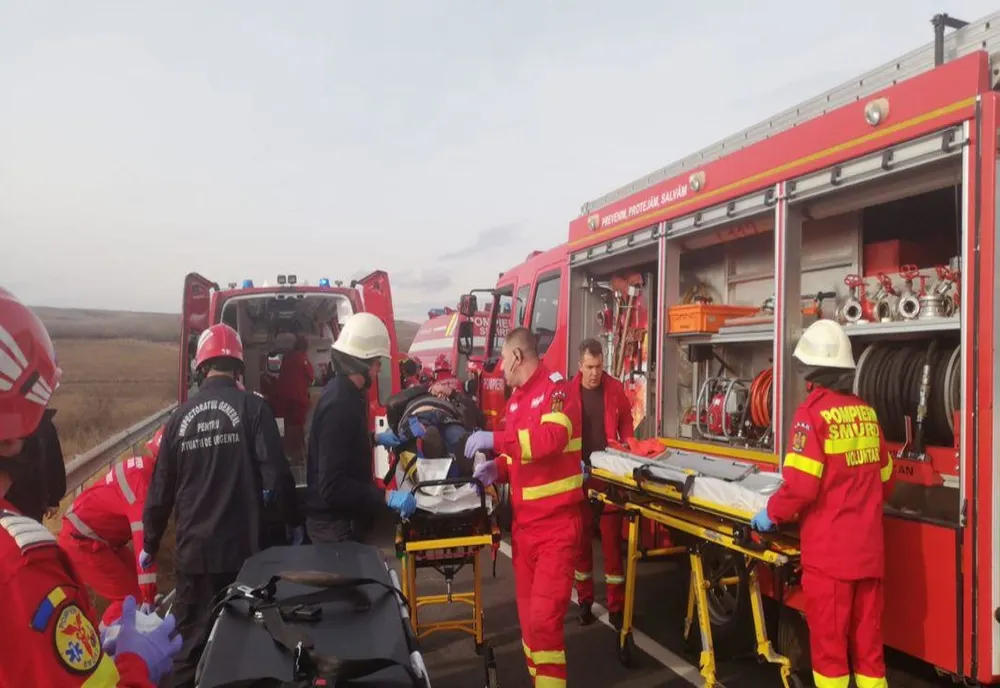 Accident rutier grav aproape de vama Albița. O persoană, adusă cu elicopterul SMURD la Iași
