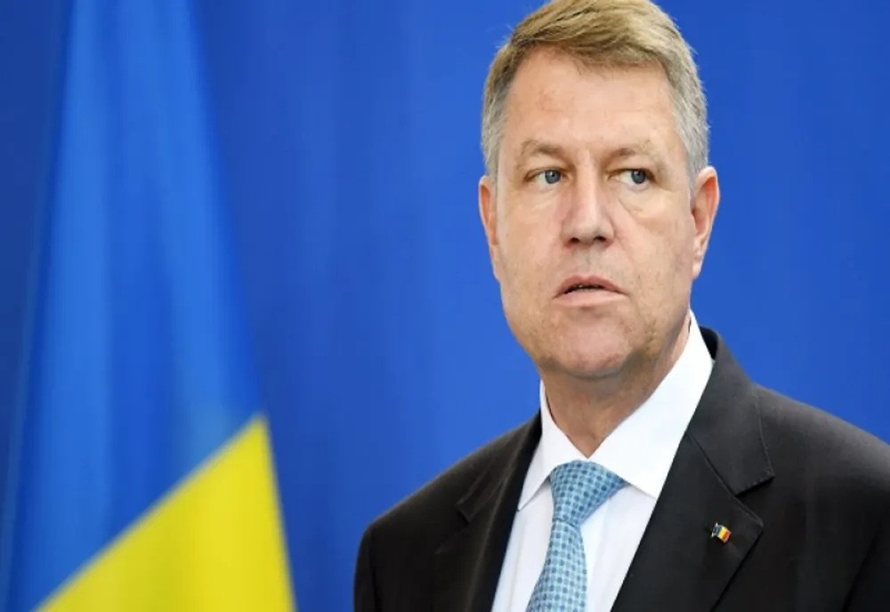 Cum a stricat Iohannis jocul pe bani mulți al proprietarilor de hoteluri cu primăriile
