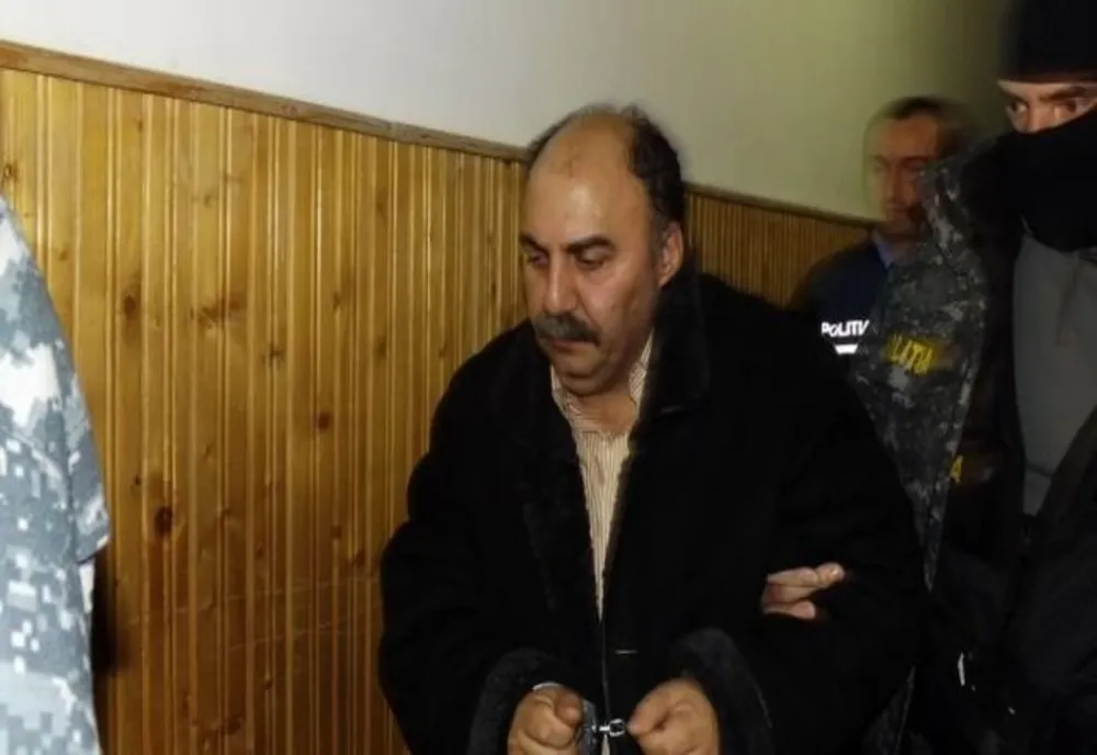 Ce decizie au luat judecătorii în cazul bulibașei de la Ciurea, acuzat de înșelăciune în formă continuată