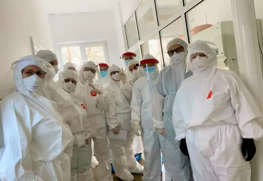 Cadrele medicale din linia întâi, din spitalele ieșene, vor primi stimulentul de risc