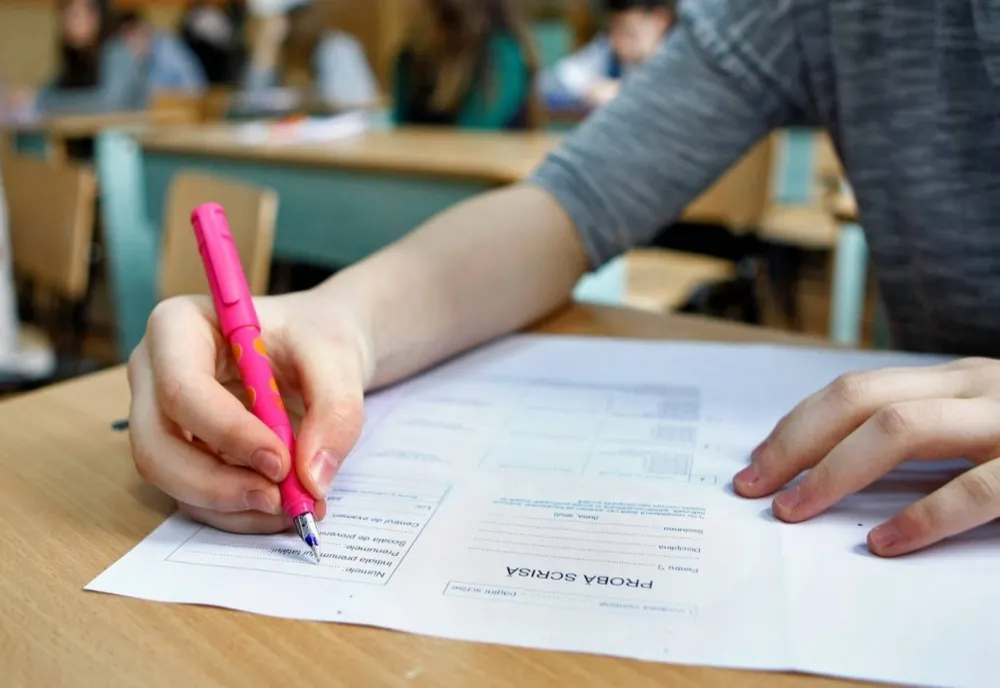 Peste 10.000 de elevi și cadre didactice din județul Iași vor participa la Evaluarea Națională 2020