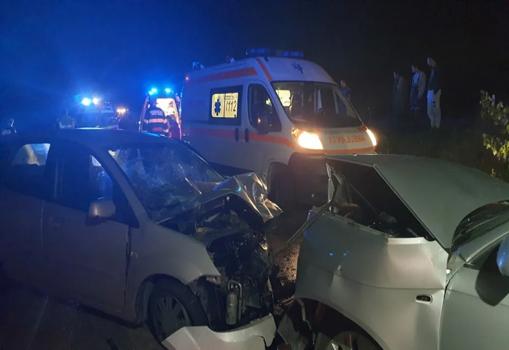 O depășire neregulamentară, cauza accidentului pentru care a fost activat Planul Roșu la Intervenție