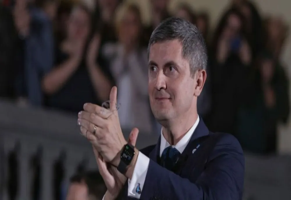 VIDEO VIRAL -  Dan Barna reales la al 14-lea congres!
