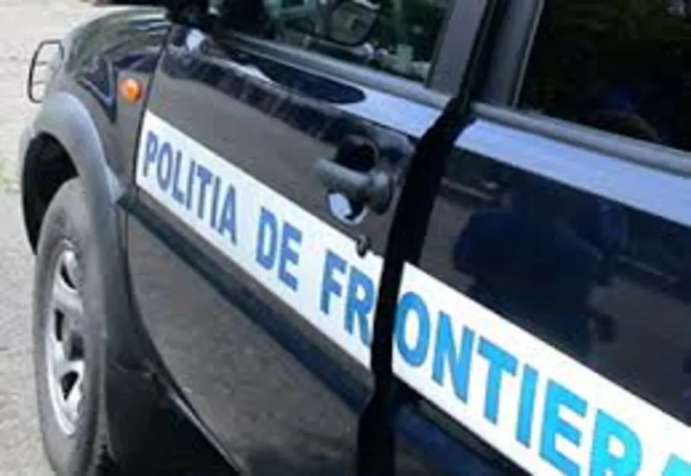 Permise de conducere, cărţi de identitate şi acte de şedere false, descoperite de poliţiştii de frontieră ieşeni