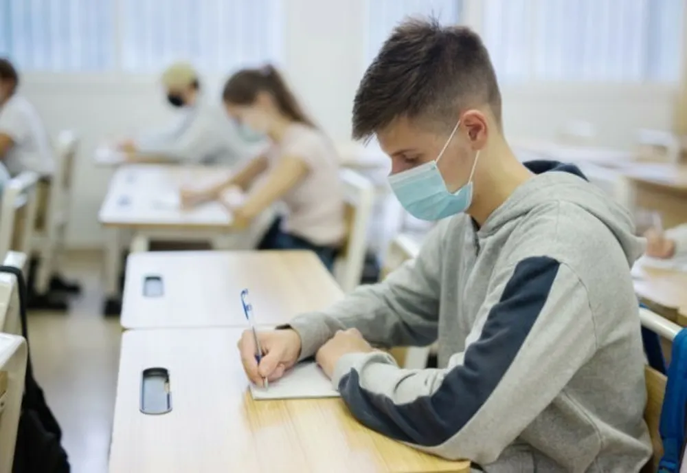 147.056 de elevi sunt așteptați de azi la simularea probelor scrise de la Bacalaureat 2021. Astăzi, proba scrisă la Limba și literatura română