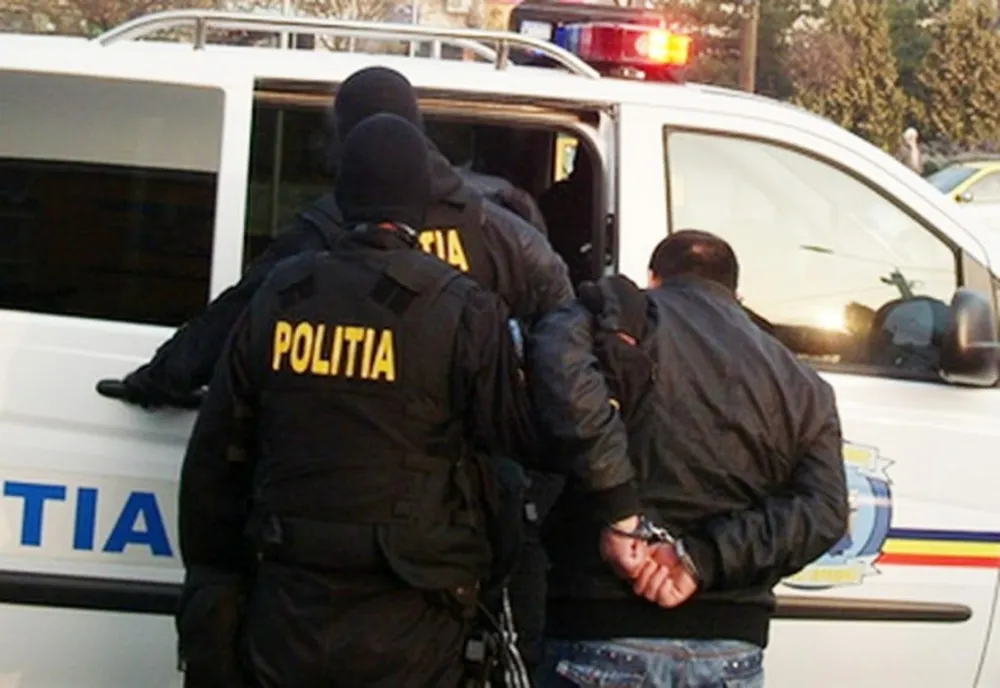 Inspector din cadrul R.A.R. Iași reținut pentru 24 de ore