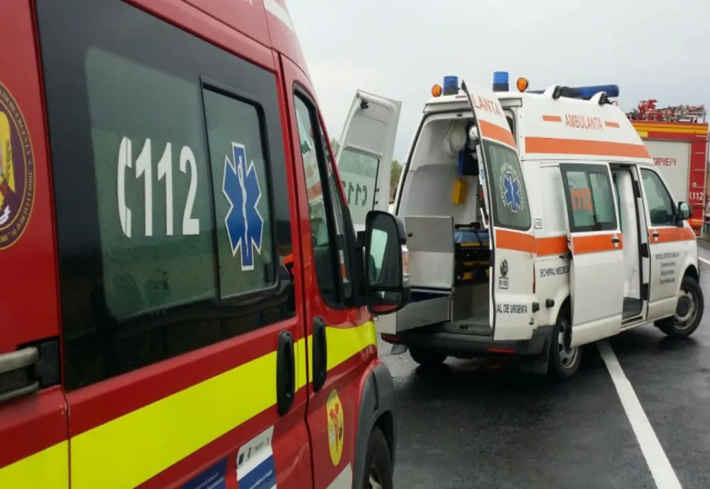 Un bărbat a murit în urma impactului între un TIR cu un autoturism