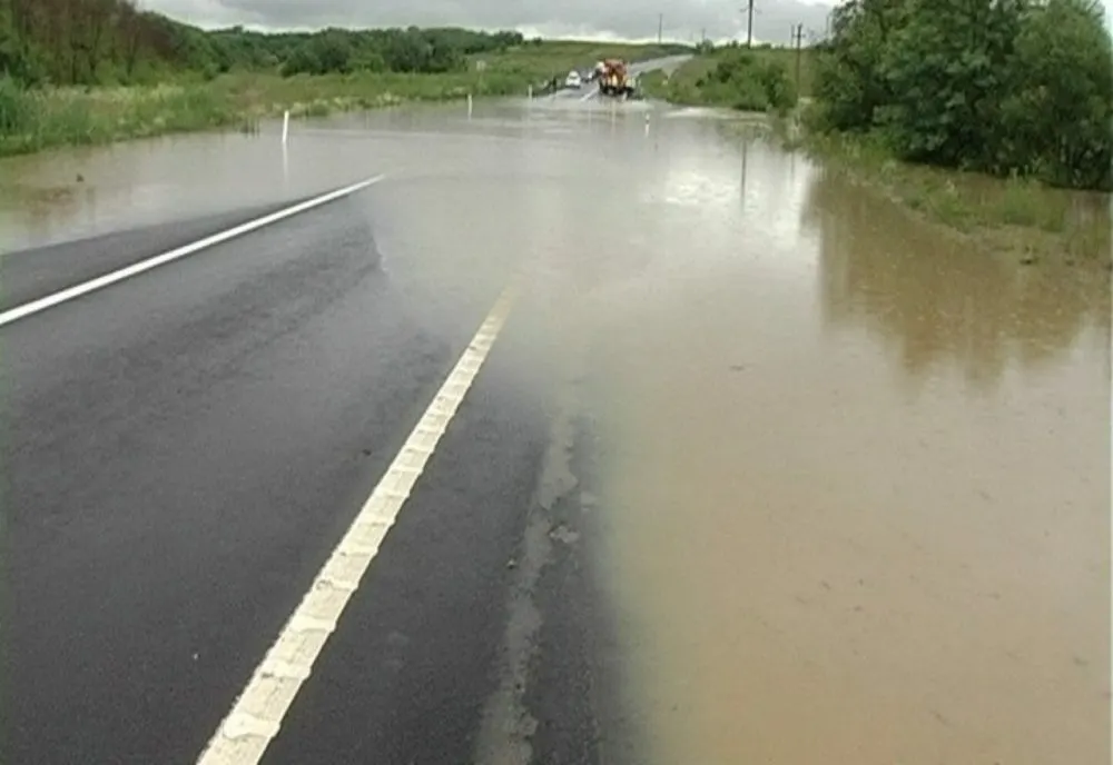 Pericol de inundații pe râuri din Transilvania, Moldova și Muntenia