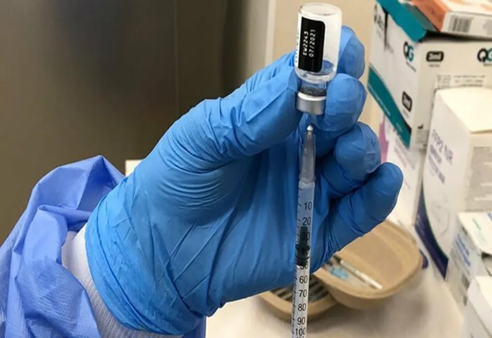 Vaccinul antigripal și testele pentru glicemie se vor putea face în farmacii