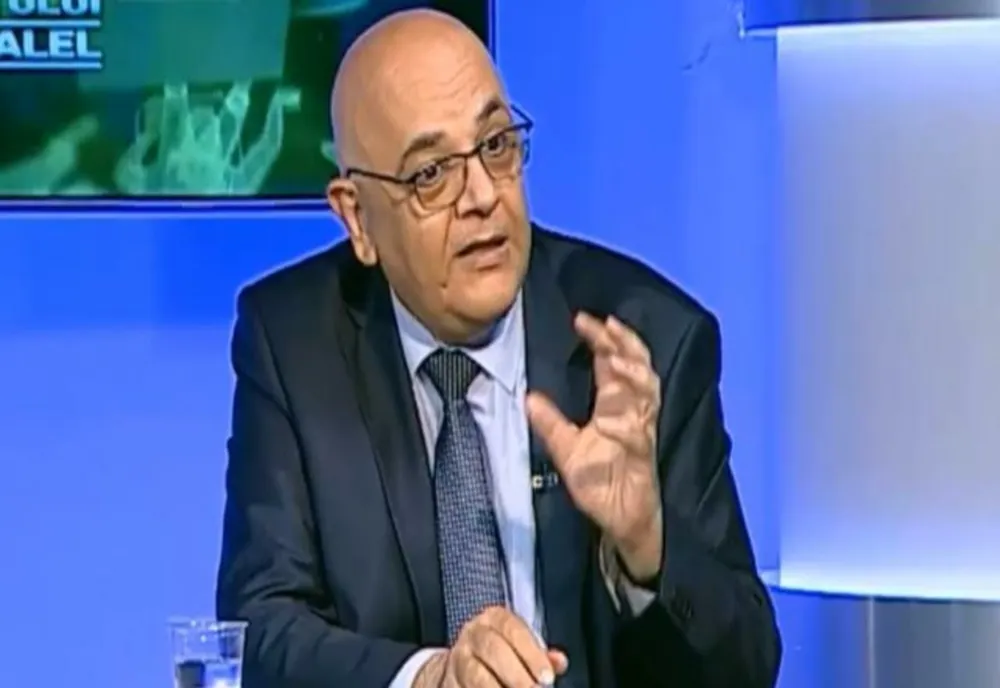 Raed Arafat: „Omicron va înlocui varianta Delta și va deveni predominantă. Oamenii trebuie să înțeleagă că situația este dificilă”