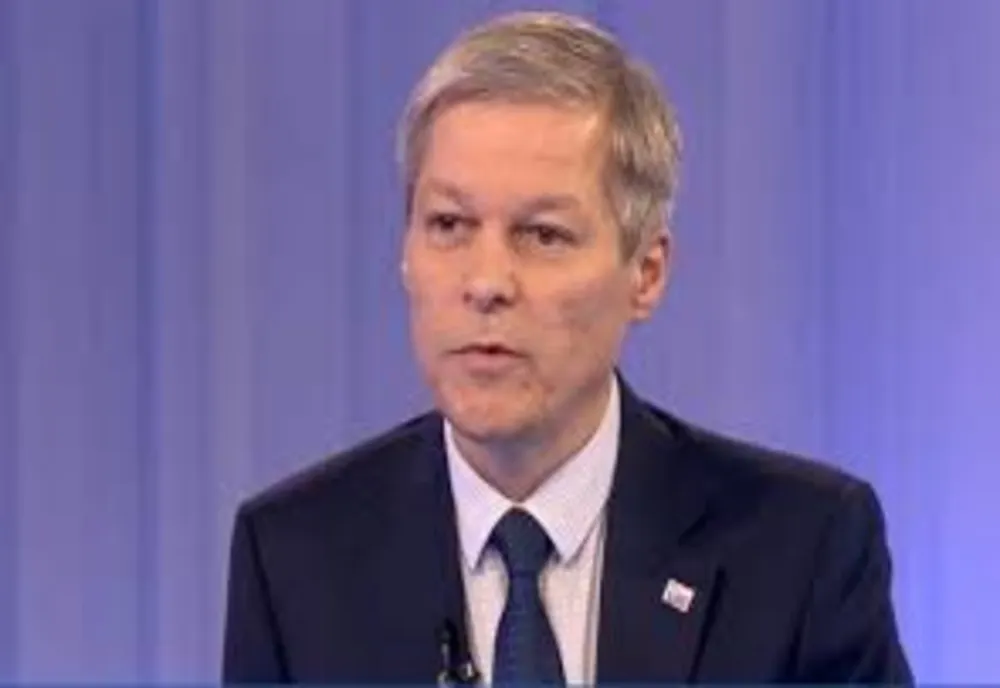 Dacian Cioloș: "Îi cer premierului să se aplece şi asupra Planului Naţional Strategic pentru agricultură. E vorba de 22 de miliarde de euro”
