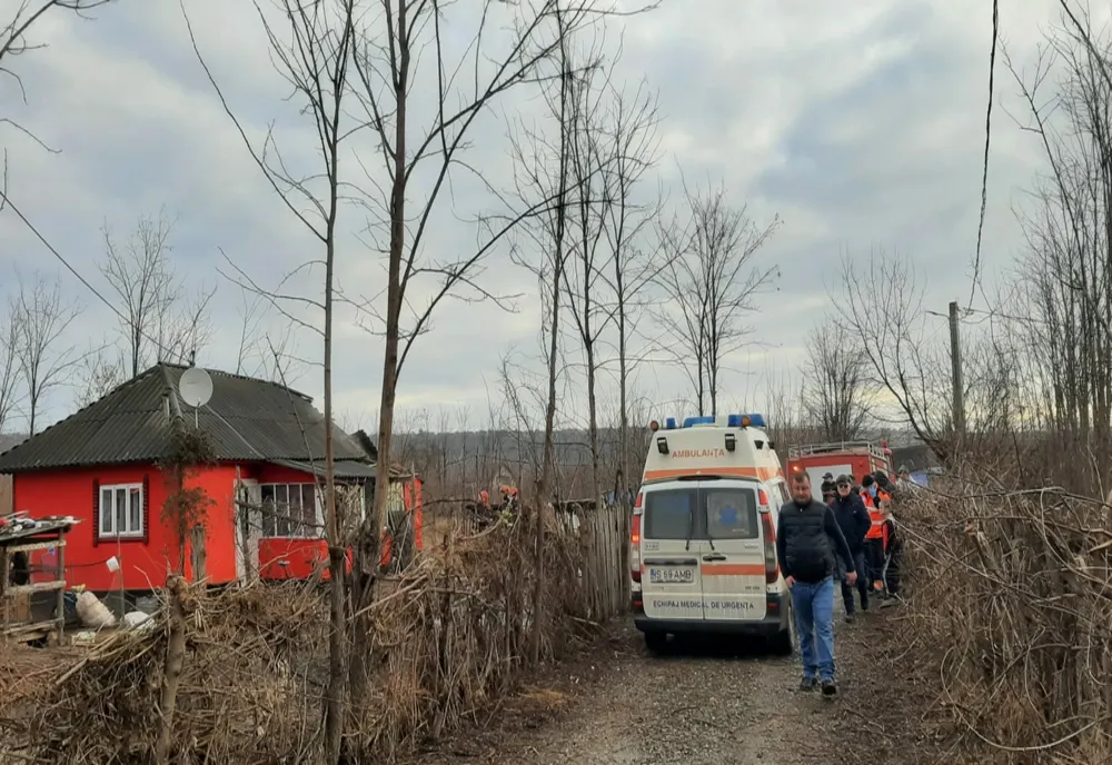 Incendiu într-o comună din Iași! Doi copii scoși din flăcări! O adolescentă a suferit arsuri la nivelul feței!
