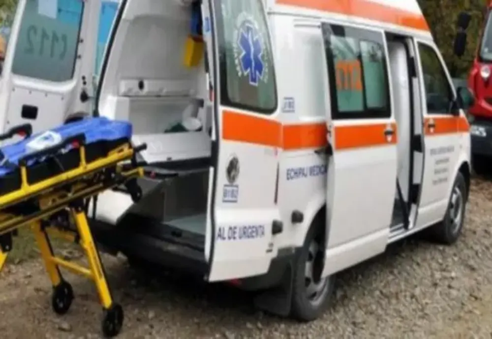 Impact între o cisternă și un autoturism! O persoană a fost rănită