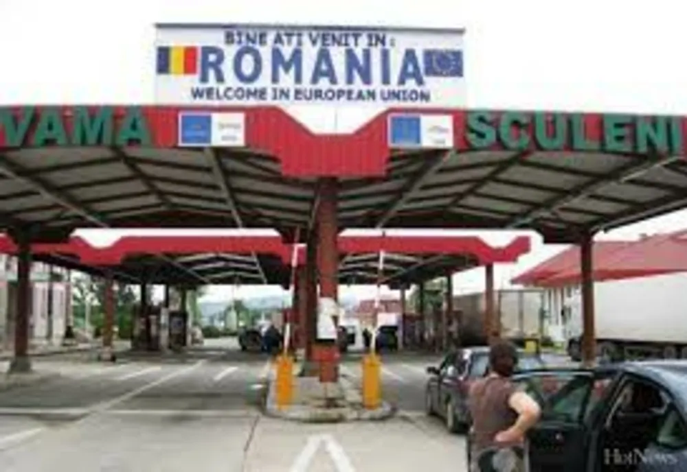 A încercat să-i ducă soțului în Franța o carte de identitate falsă, dar a fost prinsă la vamă