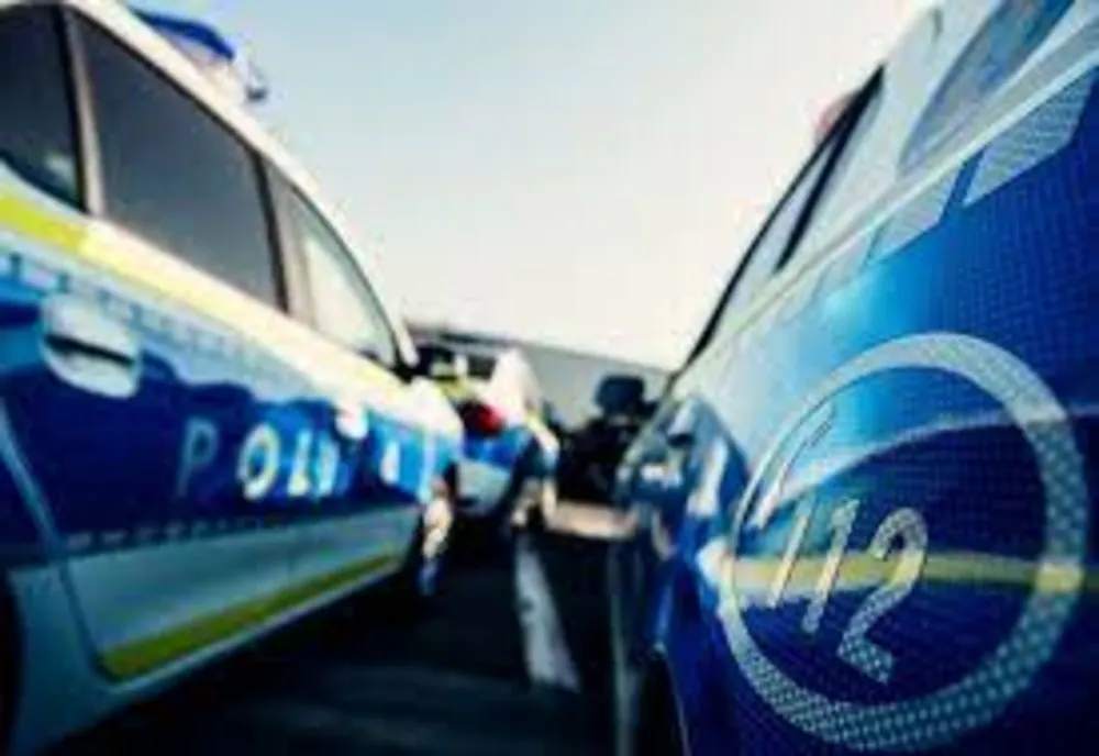 Hai în echipa polițiștilor ieșeni! Vezi care sunt posturile vacante