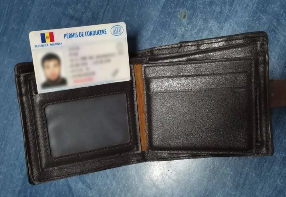 Și-a cumpărat permis de conducere fals pentru un loc de muncă mai bun