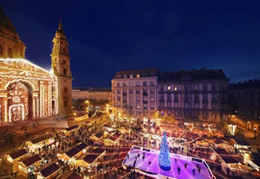 VIDEO| Târgul de Crăciun de la Budapesta, cel mai frumos din Europa