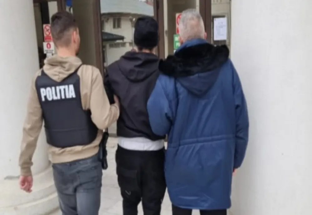 Urmărit național și internațional, depistat de polițiști