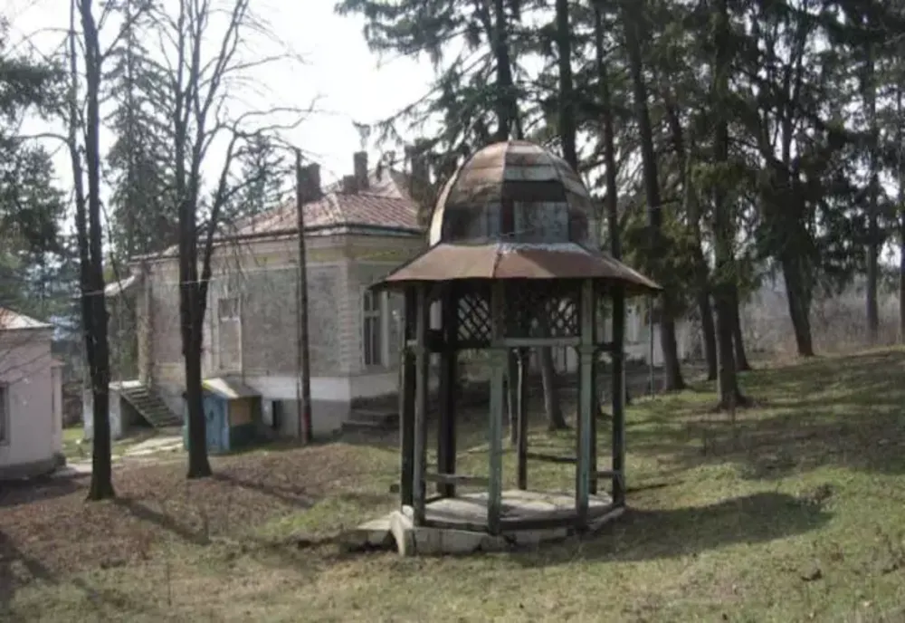 Răsturnare de situație în dosarul privind distrugerea Conacului de la Poieni! Dominic de Habsburg a SCĂPAT de acuzațiile penale