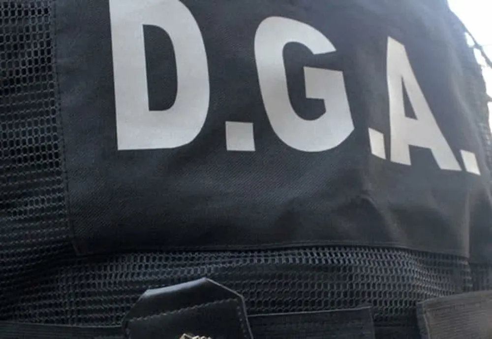 Un poliţist, reţinut după ce a luat mită de la un șofer. Cine a făcut denunțul 