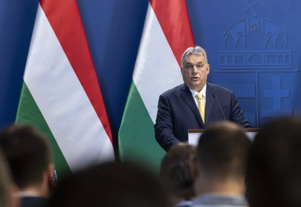 VIKTOR ORBAN CREDE CĂ UE TREBUIE SĂ REGÂNDEASCĂ SANCȚIUNILE IMPUSE RUSIEI PENTRU A REDUCE PREȚUL ENERGIEI