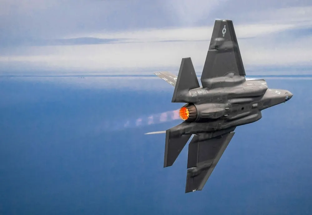 Solicitarea MApN privind achiziţia avioanelor F-35 a ajuns în Parlament. Cât ne va costa procesul de modernizare a Forțelor Aeriene Române